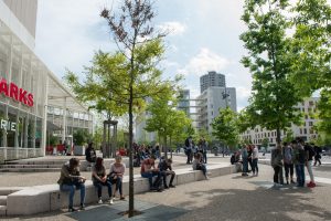 Photo de la place Abbé Pierre à Lyon la Duchère